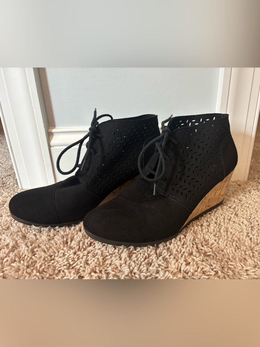 Skechers Black Lace-Up Wedge Ankle Boots